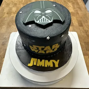 6 inch layer cake,  cookies n cream