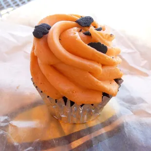 Mini Chocolate Cupcake with Butter Cream Frosting in Orange (Halloween Season)