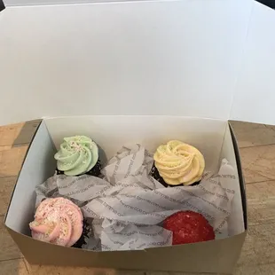 3 ooey gooeys and one red velvet mini.