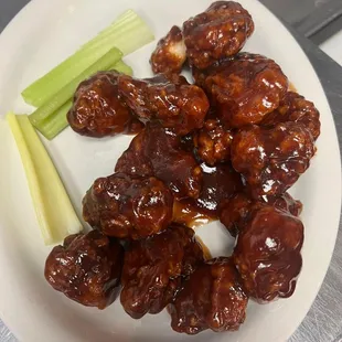 bbq chicken, fried chicken, bbq wings, chicken wings, chicken wings and fried chicken, chicken, fried chicken wings, poultry, food