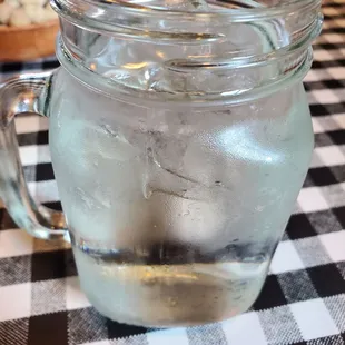 All non alcoholic drinks are served in cute Mason jar glasses. I'm not sure about other drinks but I loved these!
