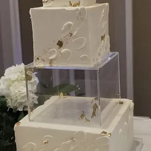 Final attempt to salvage cake. Not the design purchased. Owner chose own design not the choice of the client
