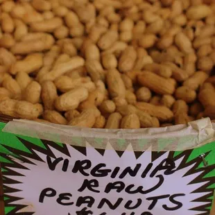 Raw Peanuts