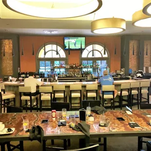 Tampa Palms Golf &amp; Country Club - Bar Area