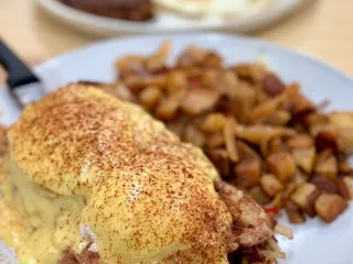 The Breeze Cafe