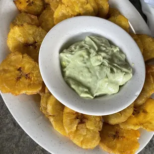 Tostones