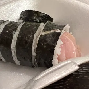Yellowtail Roll