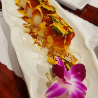 F2. Spicy Tuna Roll