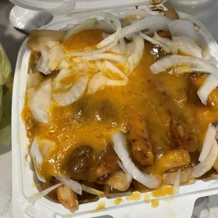 Chili cheese fries
