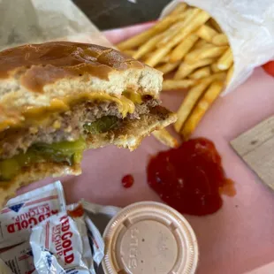 CheeseBurger
