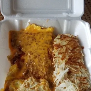Chilechees Omelet with hashbrown