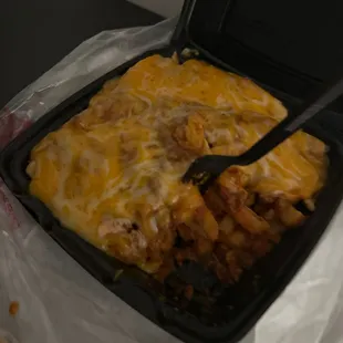 Bomb chili cheese fries