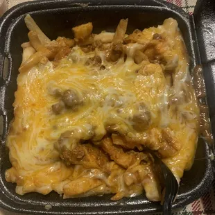 Chili cheese fries