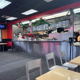 Inside the Tam&apos;s Burgers