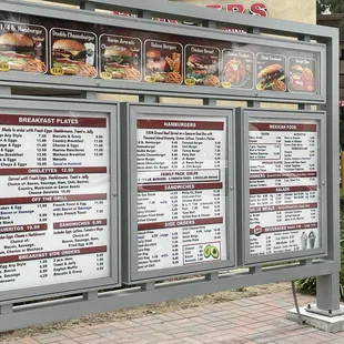 Over priced menu items! A 44oz Coke at Circle K is 84 cents! Here it's about $3.50! Yikes!