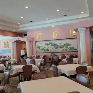 They set the tables as guests arrive