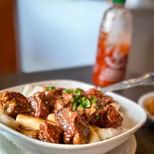rice noodle roll with beef brisket