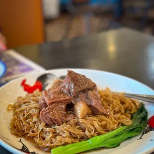 Beef brisket noodle