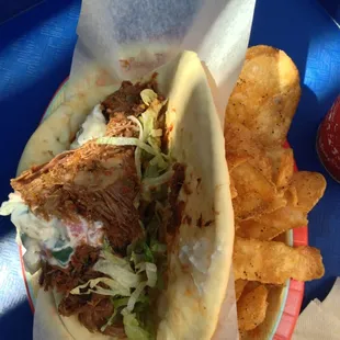 Pulled pork sandwich