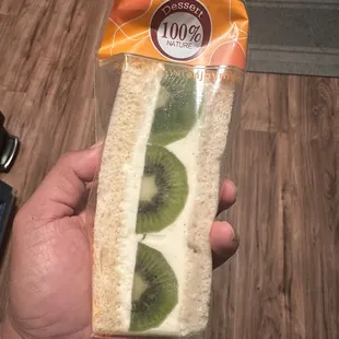 Kiwi Sando