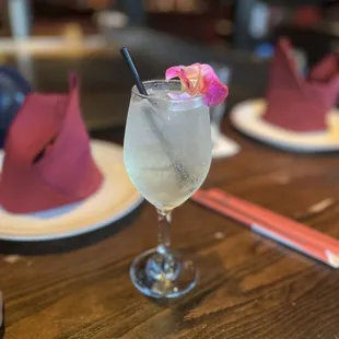 Elderflower Spritz