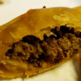 A look in the Qeema samosa, crunchy shell with seasoned ground beef, nice.