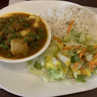 Rasedar Aloo Choley Dinner