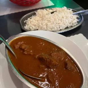 Lamb curry with rice