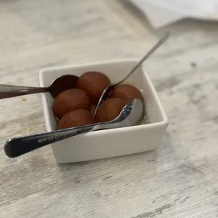 food, donuts, dough desserts