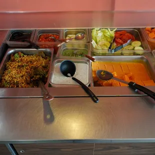 ramen and noodles, interior