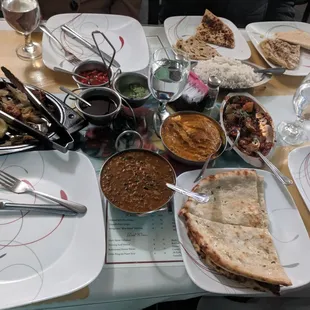 Stuffed naan, daal lentil, shahi paneer, kababs