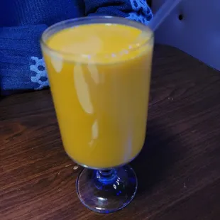 Mango lassi