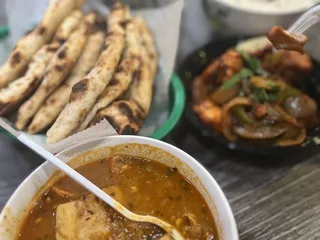 Kaur Cafe