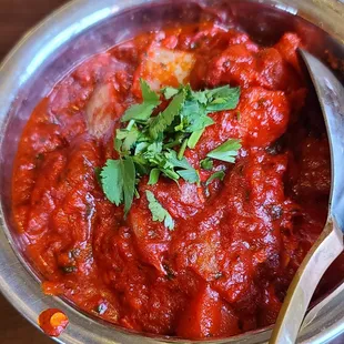 Vindaloo curry with chicken