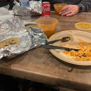 Butter Chicken , Garlic Naan everything was good af , I was full af
