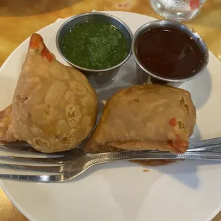 Mini Chicken Samosa