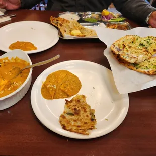 Shahi Paneer + Garlic Naan