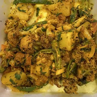 NOT TANDOORI CAULIFLOWER!!! This is Aloo Gobi