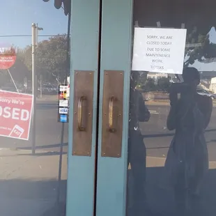 Horrible sevice. I saw this sign on and left. Later when I called them, they insisted that they were open!