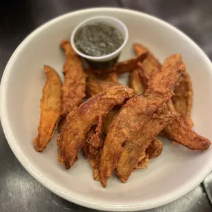 Masala fries with chutney