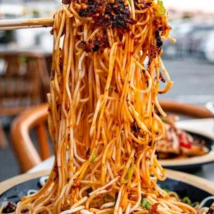 Szechuan Cold Noodle (招牌凉面)