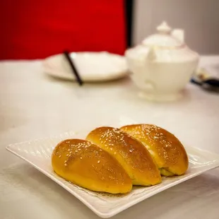 Cocktail coconut buns