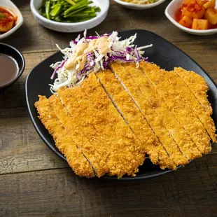 돈까스 Pork cutlets
