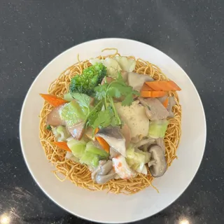 15. Crispy Fried Yellow Noodle / Mì Xào Giòn