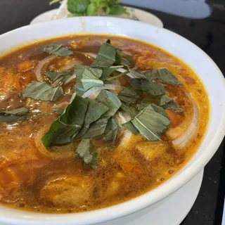 18. Shaken "Beef" Rice Plate / Cơm Bò Lúc Lắc