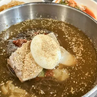 Naengmyun (cold noodles)