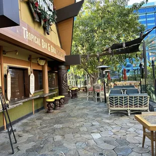 Tiki Bar