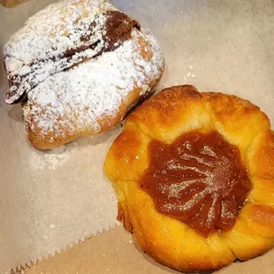 Dulce de leche and quince pastry