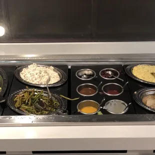 Salad bar dressing station