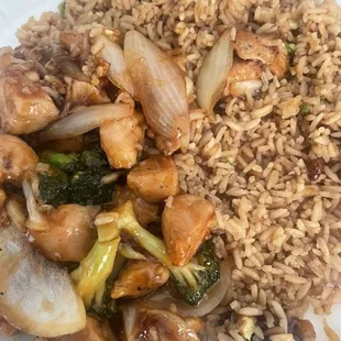 This is the Teriyaki Chicken after i got it home and put more sauce on it - I made this not Tangs